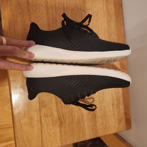 Lite Ride by Crocs Womens Size 9 - Picture 3 of 3